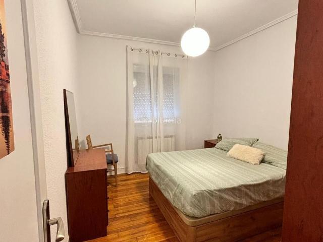 Piso en venta en Llodio. Pisos.
