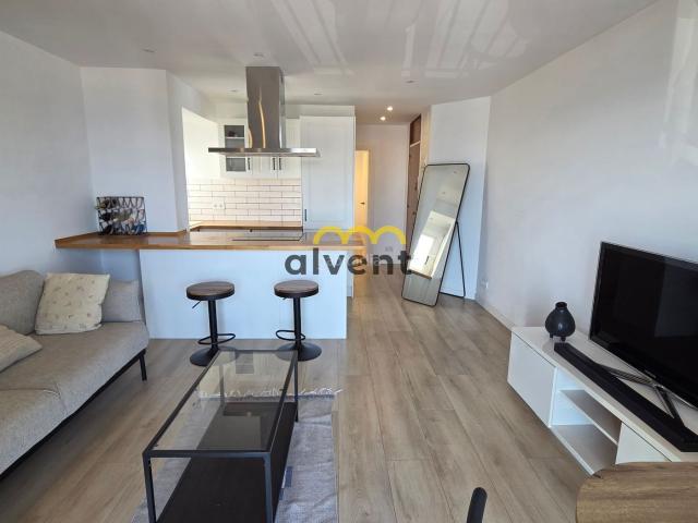 Piso en venta en Lloret de Mar, Centre Costa Brava. Apartamento en primera línea de mar con vistas espectaculares en Lloret de Mar. Pisos Lloret de.