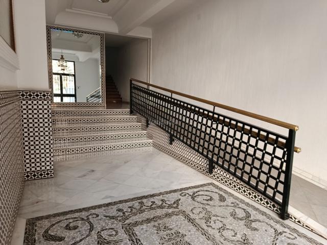 Piso en venta en Loja. Magnífico piso muy amplio en el centro de Loja. Pisos.