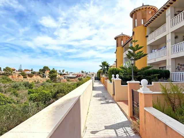 Piso en Venta en Lomas de Cabo Roig Los Dolses