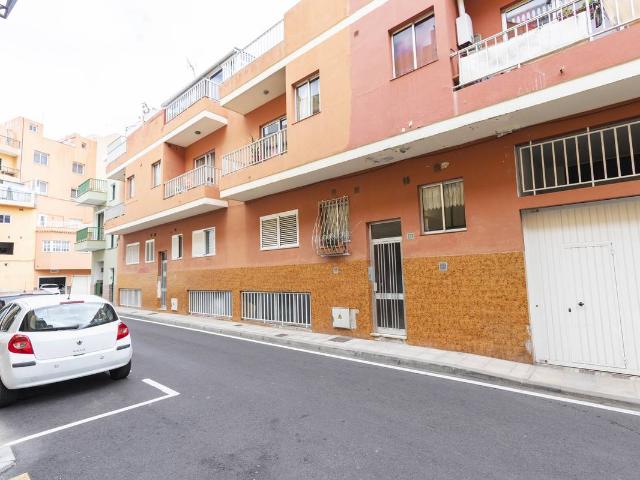Piso en Venta en Longuera Toscal