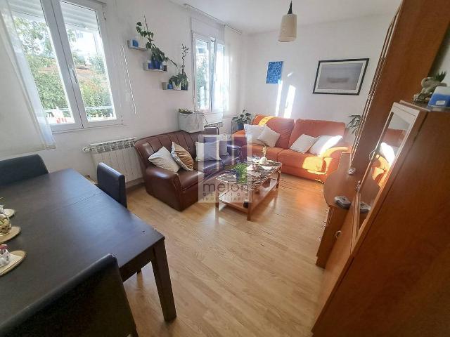 Piso en Venta en Los Vadillos R. Sanitaria Pozanos