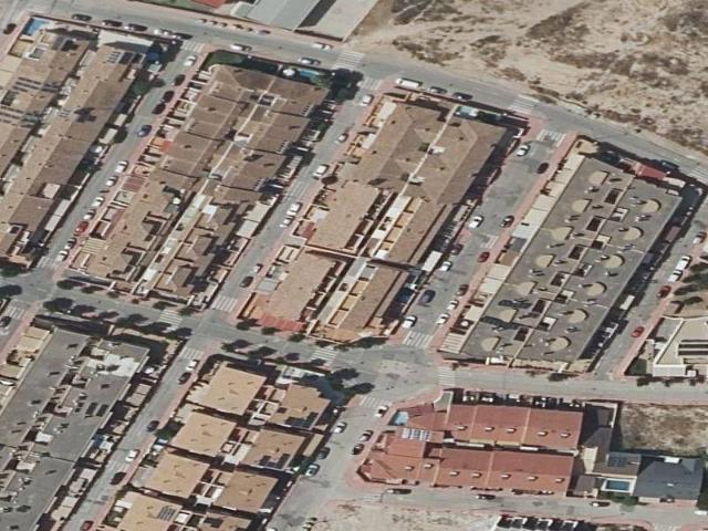 Piso en Venta en Los Vientos Casa Ros