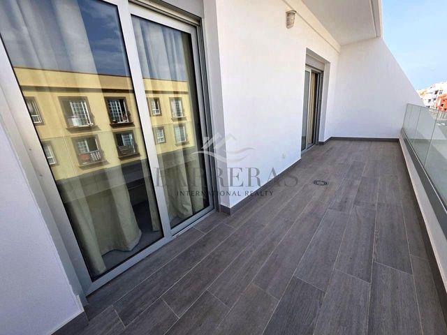 Piso en venta en Los Abrigos, Tenerife