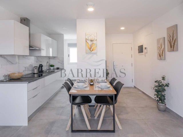 Piso en venta en Los Abrigos, Tenerife