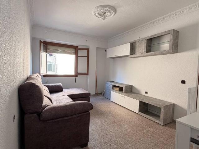 Piso en Venta en Los Ángeles Cruz de Caravaca