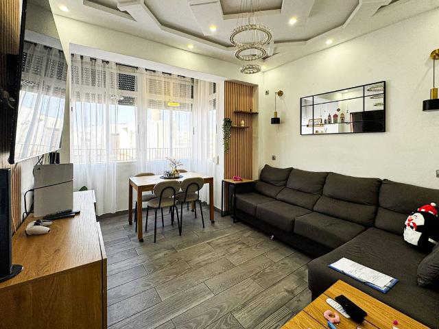 Piso en Venta en Los Ángeles Cruz de Caravaca