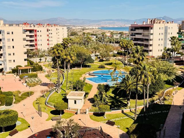 Piso en Venta en Los Arenales del Sol