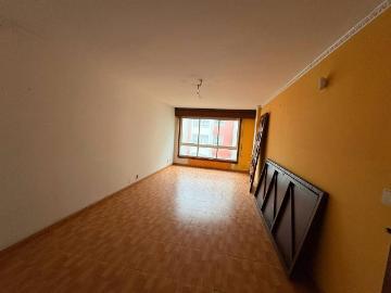 Piso en Venta en Los Castros Castrillón
