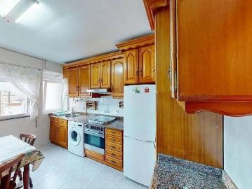 Piso en Venta en Los Castros Castrillón