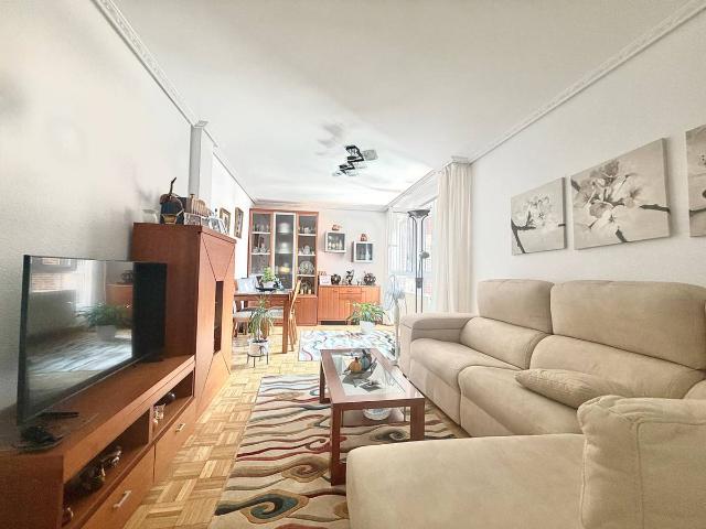 Piso en Venta en Los Castros