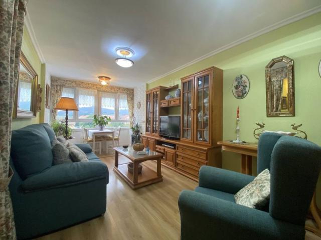 Piso en Venta en Los Corrales de Buelna