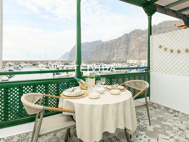 Piso en venta en Los Gigantes, Tenerife