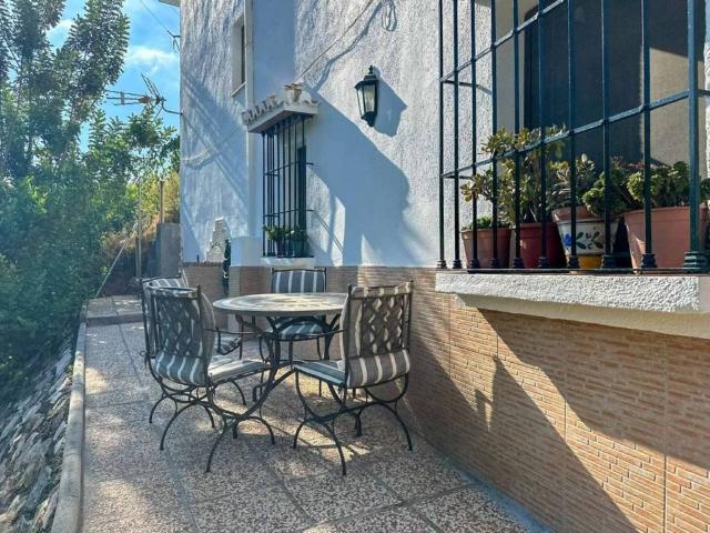 Piso en Venta en Los Guájares