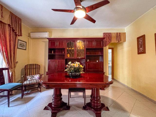 Piso en Venta en Los Molinos Villa Blanca