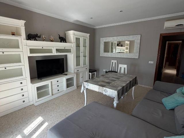 Piso en Venta en Los Palacios y Villafranca