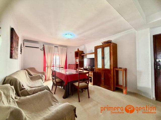 Piso en venta en Lora del Río. Bienvenidos a la oportunidad de hacer realidad el sueño de adquirir tu nuevo hogar en el corazón de Lora del Río! Presentamos este. Pisos Lora del.