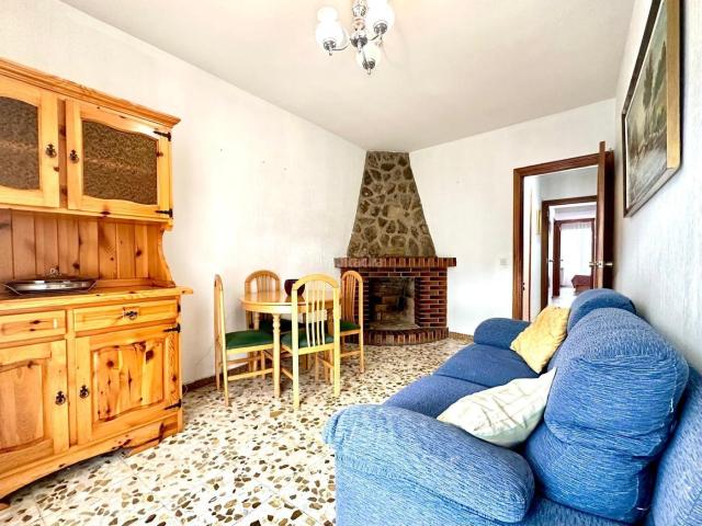 Piso en venta en Lozoya. Piso con 2 dormitorios y terrazapatio de uso privativo en Lozoya Madrid. Pisos.