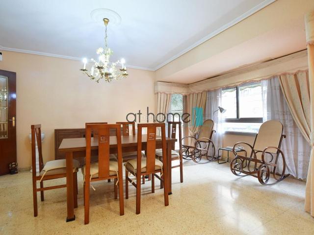 Piso en venta en Puçol, Casco Antiguo. Puzol, piso de 3 dormitorios con ascensor. Pisos.