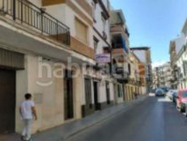 Piso en venta en Puente Genil. Piso en Calle Contralmirante Parejo Delgado, Puente Genil. Pisos Puente.