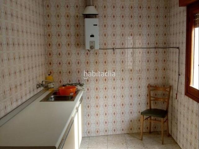 Piso en venta en Puebla de Montalbán La. Piso 2, nuevo, céntrico, luminoso, y amplio garaje. Pisos Puebla de Montalbán.