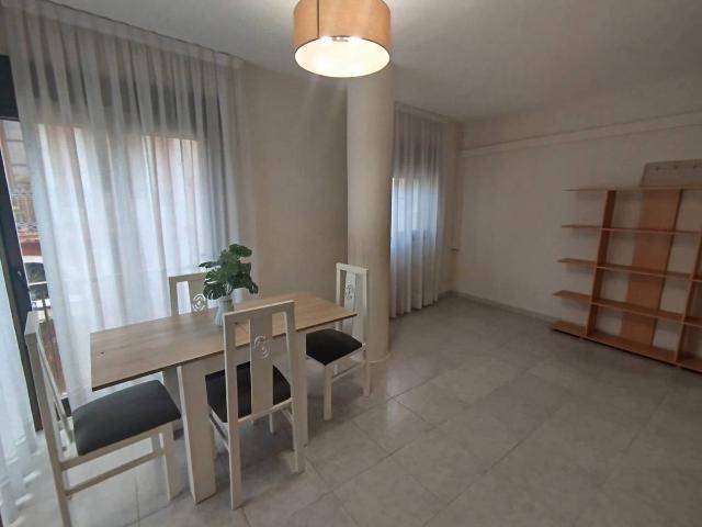 Piso en Venta en Pueblo