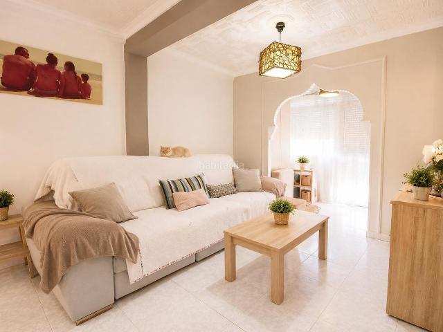 Piso en venta en Puerto de Santa María El, Carretera de Sanlúcar Sudamérica. Piso de 3 dormitorios en bda Las Nieves para entrar. Pisos Puerto de Santa María.