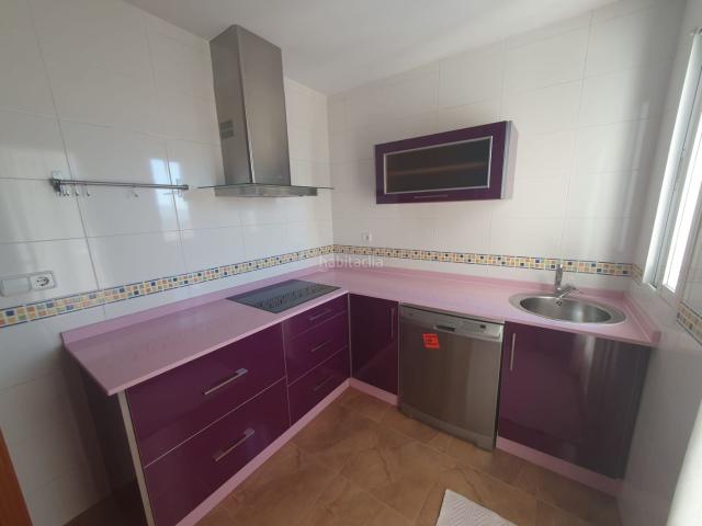 Piso en venta en Puertollano, Carretera de Córdoba Libertad. REF. 2526 Venta de piso luminoso de 3 habitaciones en PERFECTO ESTADO. Pisos.