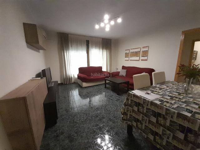 Piso en venta en Puertollano, Centro. PISO COMPLETAMENTE AMUEBLADO PARA ENTRAR A VIVIR EN AVENIDA 1º DE MAYO. Pisos.