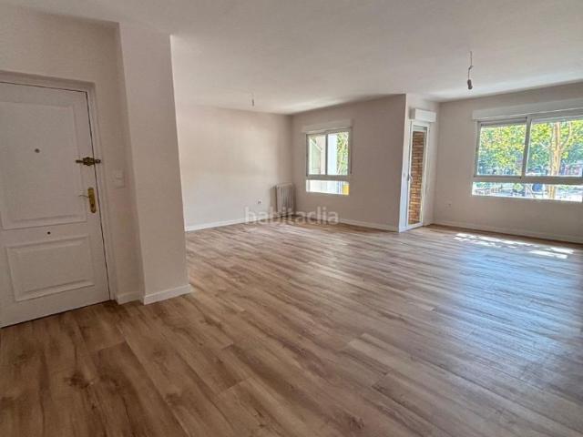 Piso en venta en Puertollano, Centro. REF. 2535 Venta de piso reformado de 130 m² en Paseo San Gregorio. Pisos.