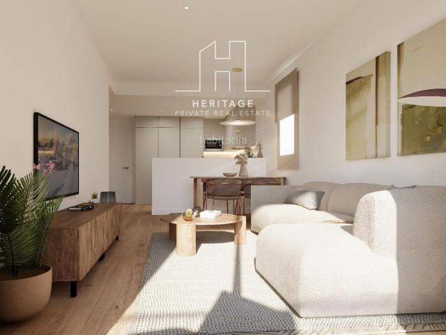 Piso en venta en Puigcerdà Pirineos. VIVIENDA DE TRES DORMITORIOS Y DOS BAÑOS EN PLANTA PRIMERA, ORIENTADO A LA PLAÇA MANJOLET. Pisos.