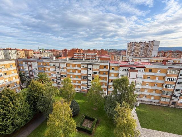 Piso en Venta en Pumarín