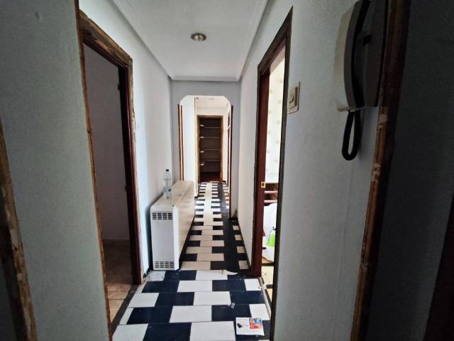 Piso en Venta en Pumarín