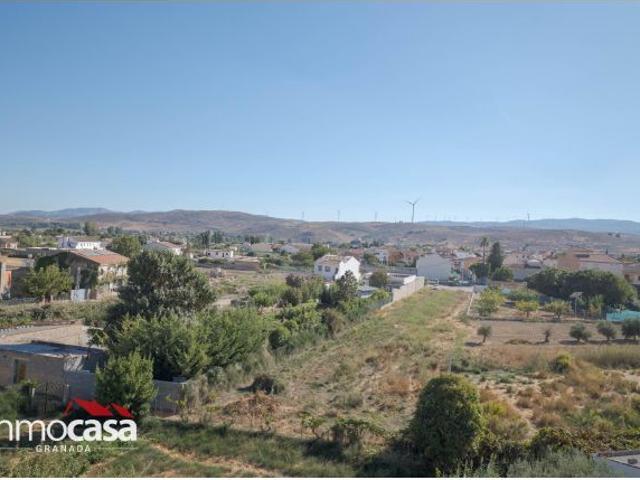 Piso en venta en Padul con vistas despejadas, mucha luz y garaje con trastero