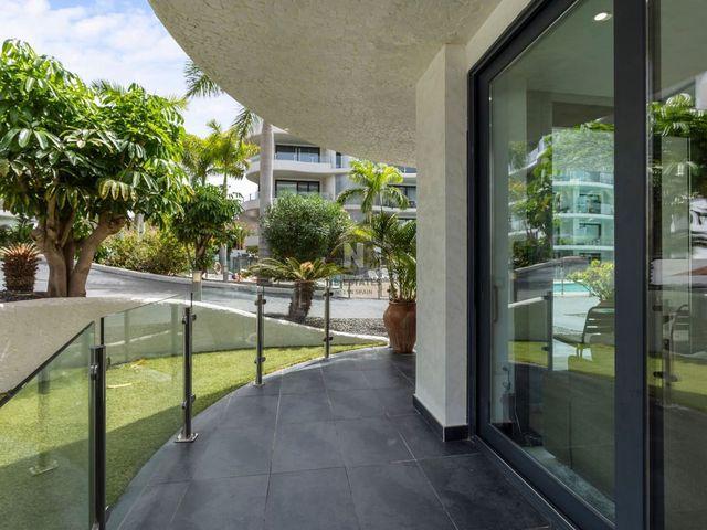 Piso en venta en Palm Mar, Tenerife