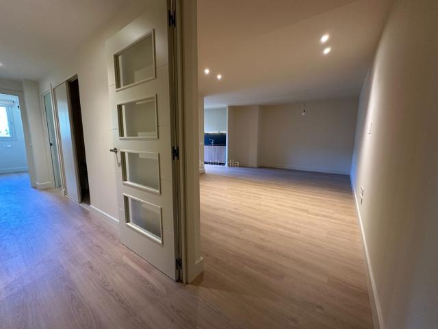 Piso en venta en Palma de Cervelló La. PISO CON TERRAZA Y JARDÍN CERCA BARCELONA. Pisos Palma de Cervelló.