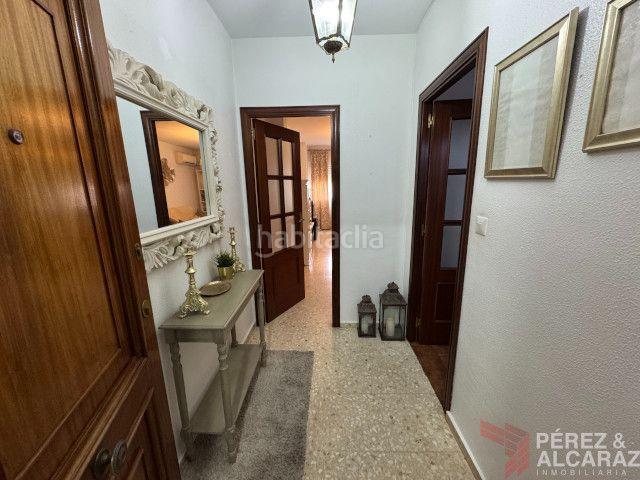 Piso en venta en Palma del Río. Amplio y luminoso piso de 4 habitaciones listo para entrar a vivir. Pisos Palma del.