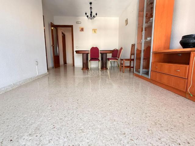 Piso en venta en Palacios y Villafranca Los. Piso de 3 dormitorios con trastero en zona Los Ratones Los Palacios. Pisos Palacios y Villafranca.