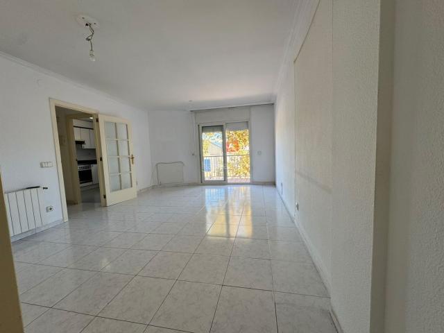 Piso en venta en Palamós, Avinguda Catalunya Costa Brava. Gran ocasión con posibilidad de parking. Pisos.