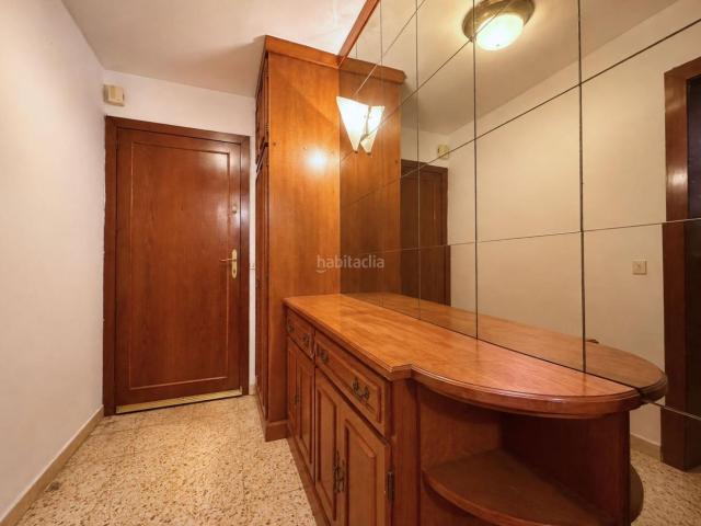 Piso en venta en Palamós, Avinguda Catalunya Costa Brava. PALAMÓS SE VENDE PISO CÉNTRICO DE 3 HABITACIONES CON INQUILINO. Pisos.
