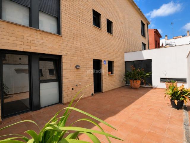 Piso en venta en Palamós, Platja Gran Costa Brava. Fantástica planta baja en segunda línea de mar con patio privado de 34 m². Pisos.