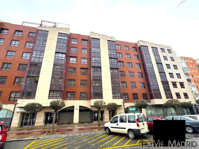 Piso en venta en Palencia, Campo de la Juventud. ESTUDIO HOME MADRID OFRECE espectacular piso de 176 m2 en la zona de Cardenal Cisneros. Pisos.