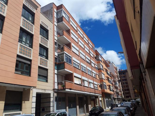 Piso en venta en Palencia, El Carmen Casas del Hogar. Piso amueblado. Pisos.