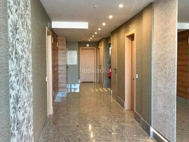 Piso en venta en Palencia, San Antonio. Viviendas, con plaza de garaje, trastero, piscina y gimnasio en la calle San Antonio. Pisos.