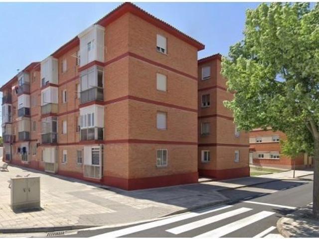 Piso en venta en Palencia. Sin posesión No visitable