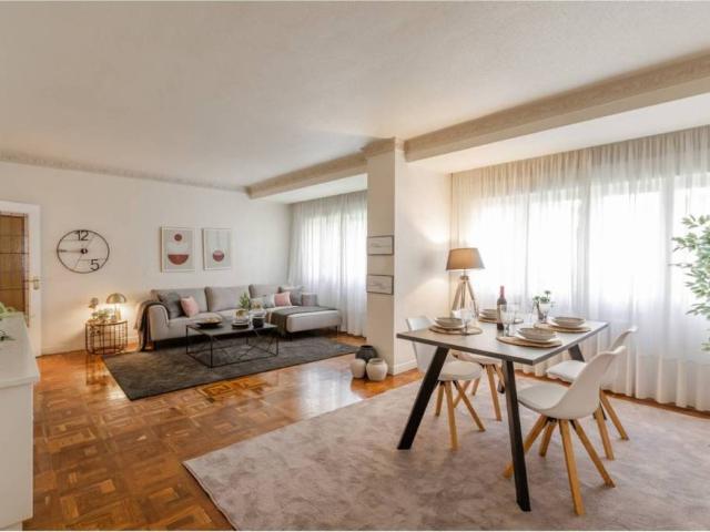 Piso en Venta en Pamplona Iruña