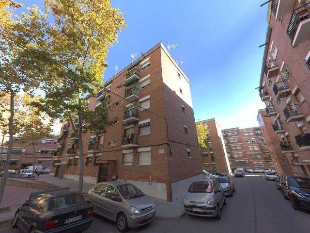 Piso en venta en pasaje D'asdrúbal, Sabadell, de 65 m² 3 habitaciones por 63.500