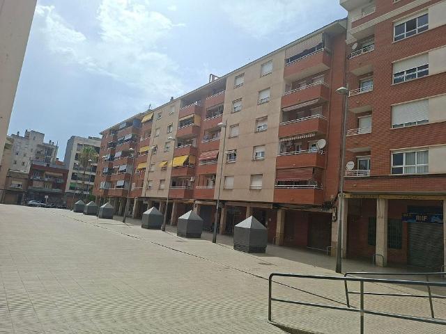 Piso en venta en pasaje De Lluís Mas i Ossó, Reus, de 114 m² 4 habitaciones por 180.000