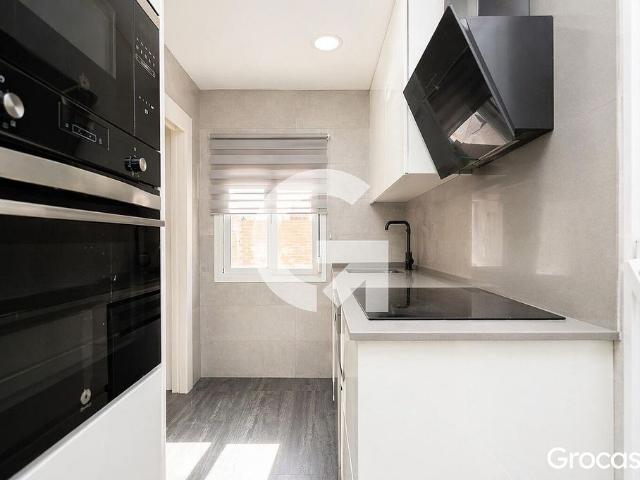 Piso en venta en pasaje Del Molí, Viladecans, de 80 m² 3 habitaciones por 319.900