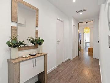 Piso en venta en pasaje Del Xiprer, Hospitalet de Llobregat, L´, de 70 m² 3 habitaciones por 285.000